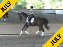 Anne Gribbons<br>
Assisting<br>
Laura Graves<br>
Verdades<br>
by: Florett AS<br>
KWPN<br>
10 yrs. old Gelding<br>
Training: 1-1-/1-2 Level<br>
Owner: Laura Graves<br>
Duration: 60 minutes
