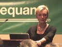 USDF Annual Convention Presents<br>
Dr. Hilary Clayton<br>
“Going in Circles: The Biomechanics<br>
of Working Your Horse<br>
in Circles<br>
Duration: 60 minutes